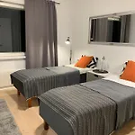 2br Apartment, Free Parking - Peikontie Apartment Oulu