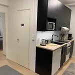 2br Apartment, Free Parking - Peikontie