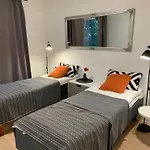 2br Apartment, Free Parking - Peikontie