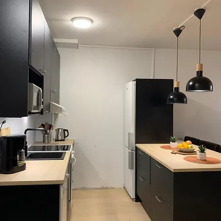 2br Apartment, Free Parking - Peikontie Oulu