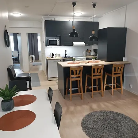 2br Apartment, Free Parking - Peikontie Apartment