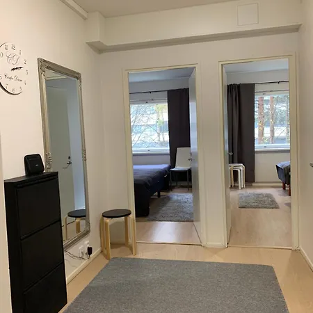 2br Apartment, Free Parking - Peikontie Apartment