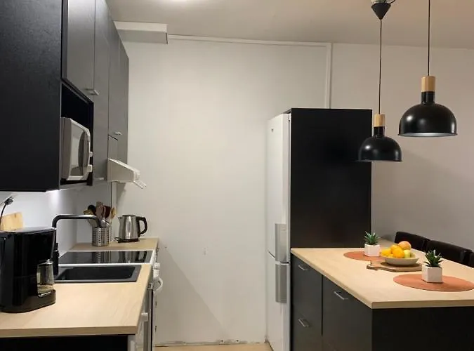 2br Apartment, Free Parking - Peikontie Oulu